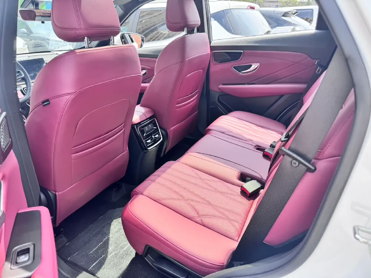 2025 Jetour X70 Plus 1.5T 156HP L4 6DCT,autocango,china used car exporter,china ev exporter,chinese used car exporter,chinese used ev exporter