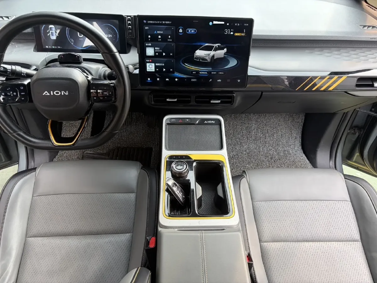 2022 Geely Okavango 1.8T 184HP L4 7DCT,autocango,china used car exporter,china ev exporter,chinese used car exporter,chinese used ev exporter