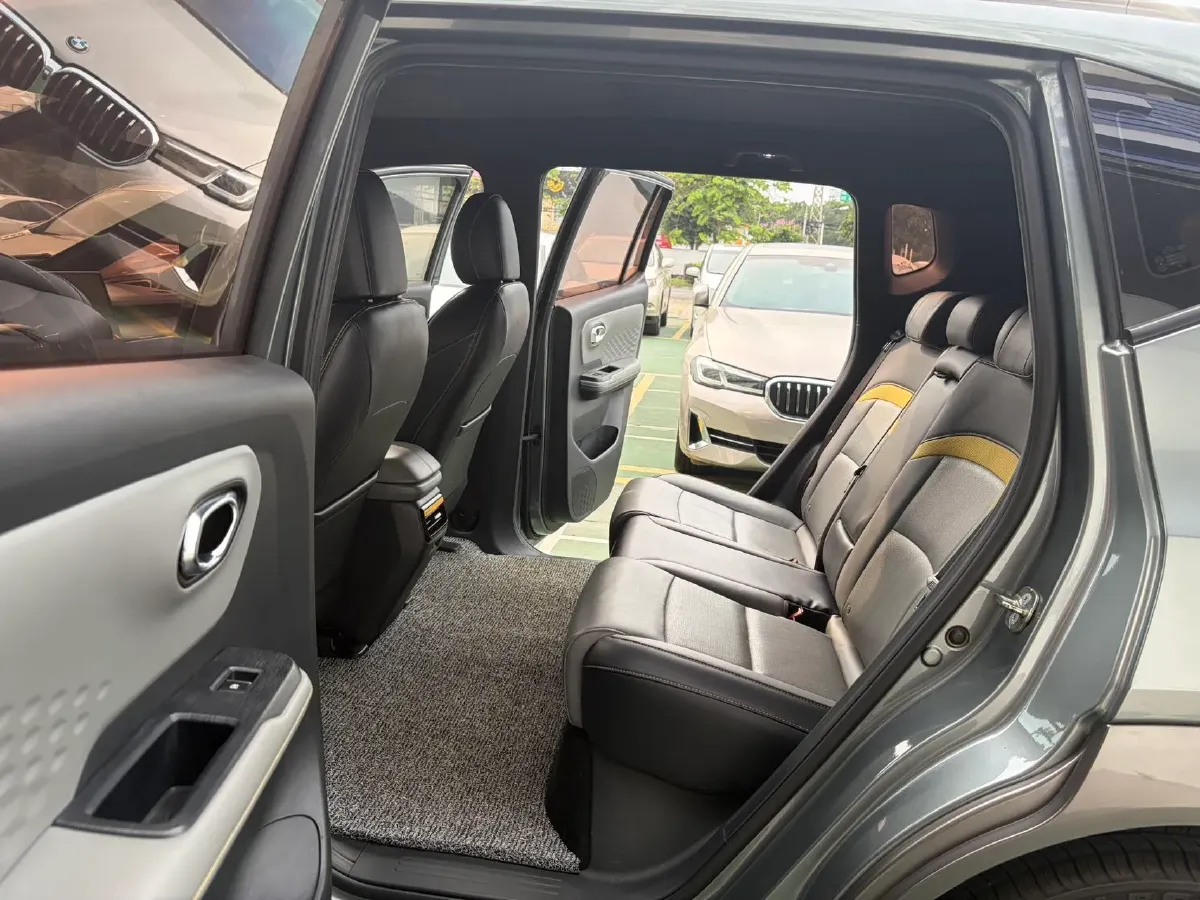 2022 Geely Okavango 1.8T 184HP L4 7DCT,autocango,china used car exporter,china ev exporter,chinese used car exporter,chinese used ev exporter