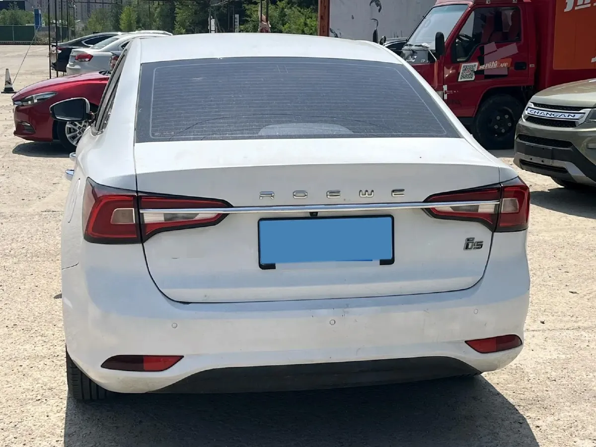 2019 Roewe i5 1.5L 120HP L4 5MT,autocango,china used car exporter,china ev exporter,chinese used car exporter,chinese used ev exporter