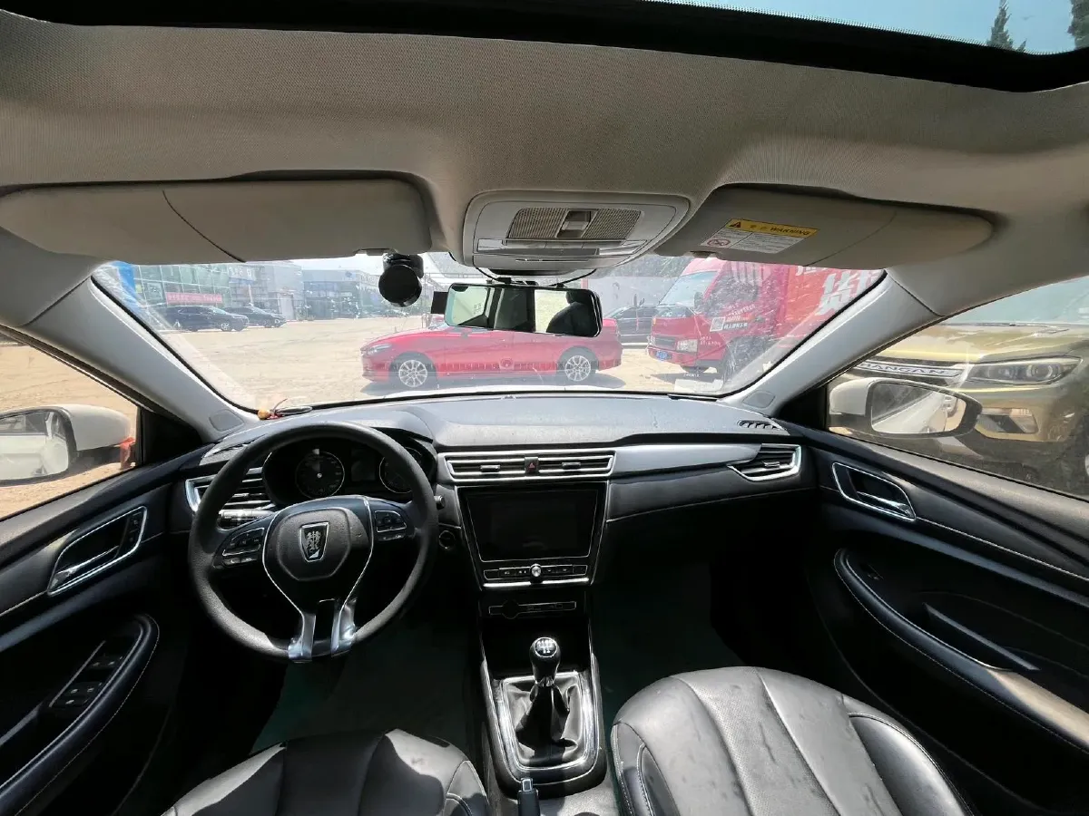 2019 Roewe i5 1.5L 120HP L4 5MT,autocango,china used car exporter,china ev exporter,chinese used car exporter,chinese used ev exporter