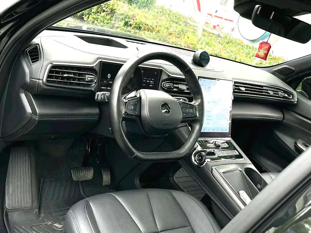 2020 NIO ES8 BEV 100KWH,autocango,china used car exporter,china ev exporter,chinese used car exporter,chinese used ev exporter