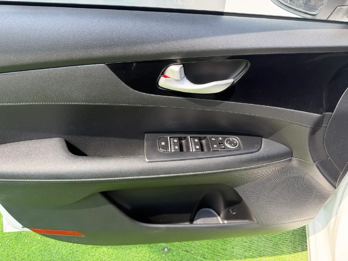 2021 Kia K3 1.5L 115HP L4 CVT,autocango,china used car exporter,china ev exporter,chinese used car exporter,chinese used ev exporter