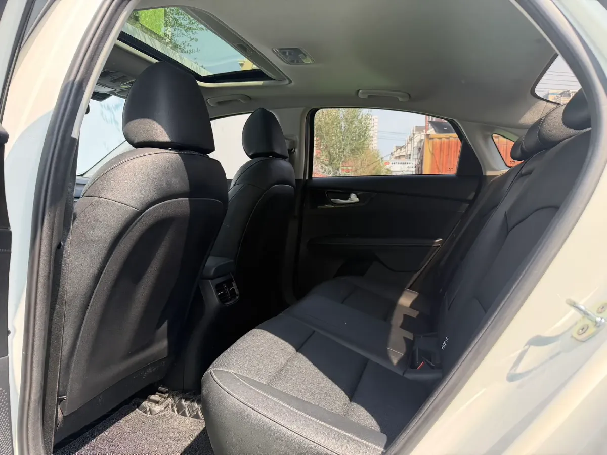 2021 Kia K3 1.5L 115HP L4 CVT,autocango,china used car exporter,china ev exporter,chinese used car exporter,chinese used ev exporter
