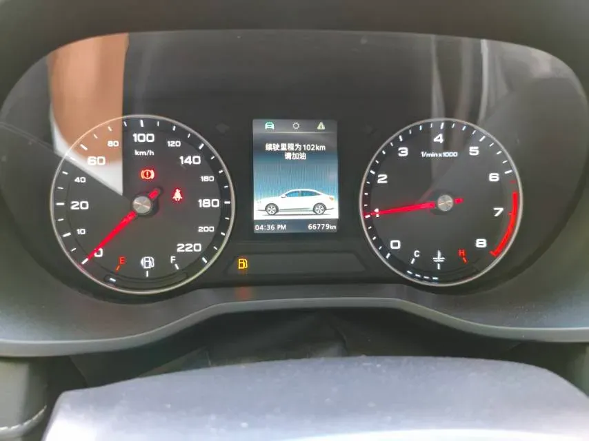 2020 Roewe i5 1.5L 120HP L4 5MT,autocango,china used car exporter,china ev exporter,chinese used car exporter,chinese used ev exporter