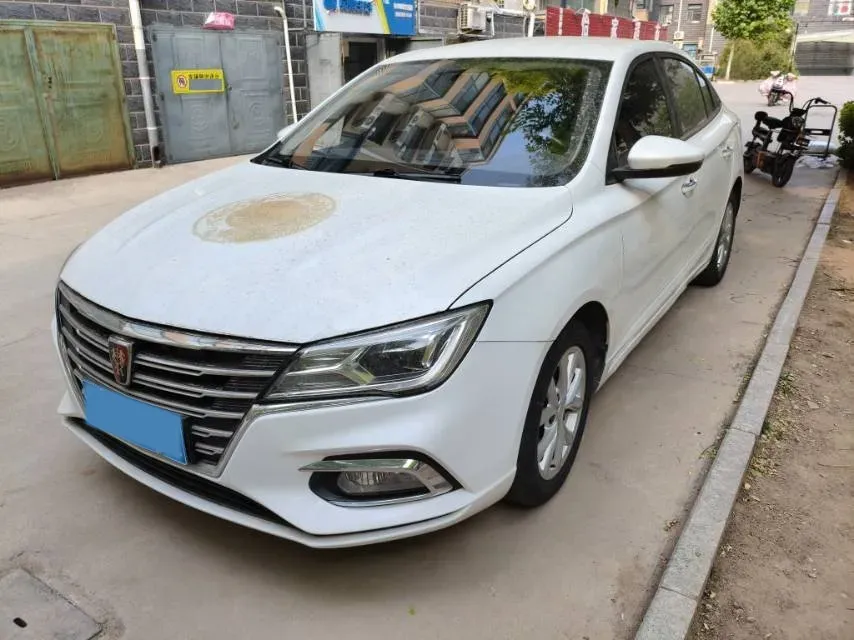 2020 Roewe i5 1.5L 120HP L4 5MT,autocango,china used car exporter,china ev exporter,chinese used car exporter,chinese used ev exporter