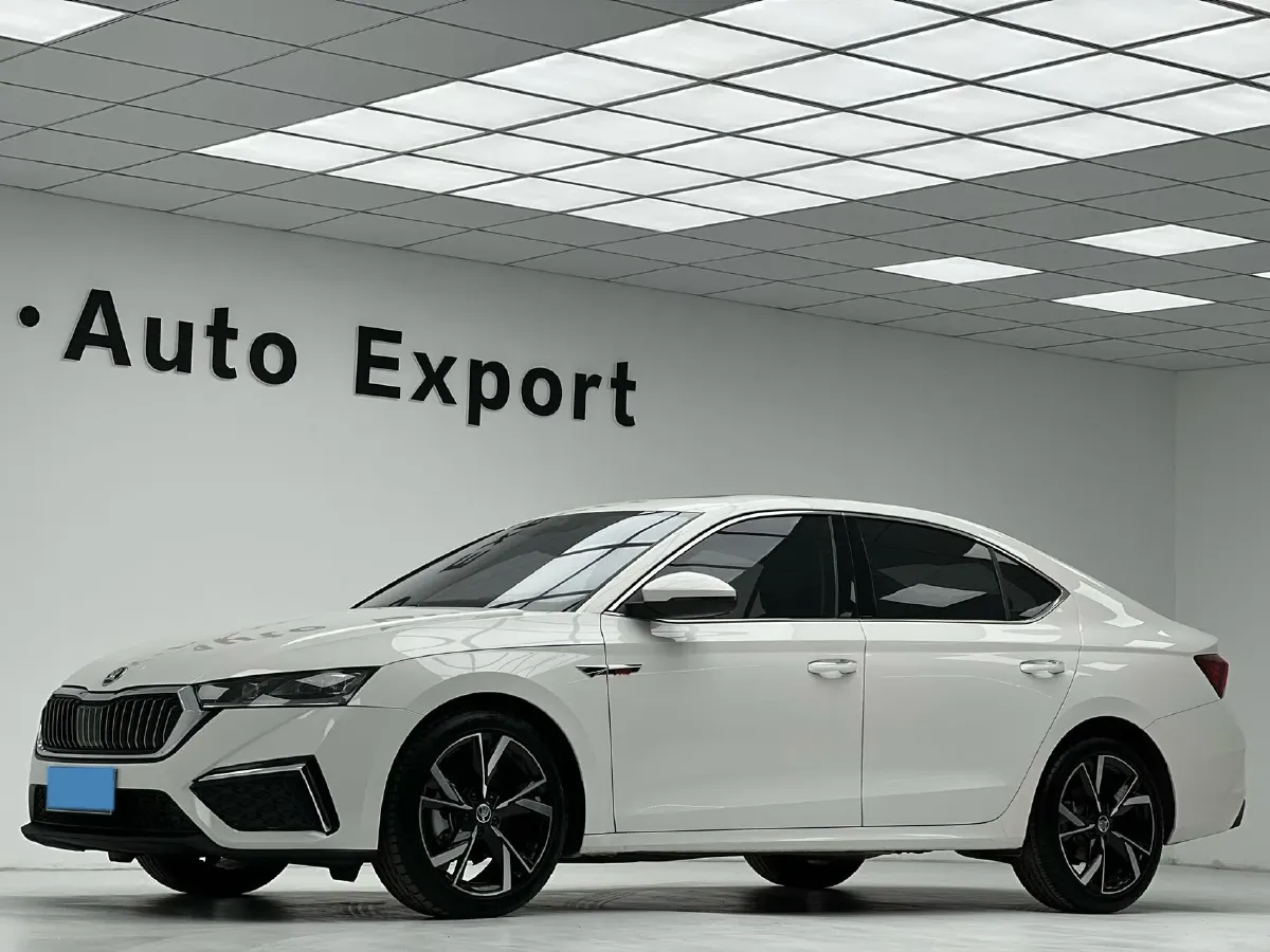 2022 Skoda Octavia 1.4T 150HP L4 7DCT,autocango,china used car exporter,china ev exporter,chinese used car exporter,chinese used ev exporter