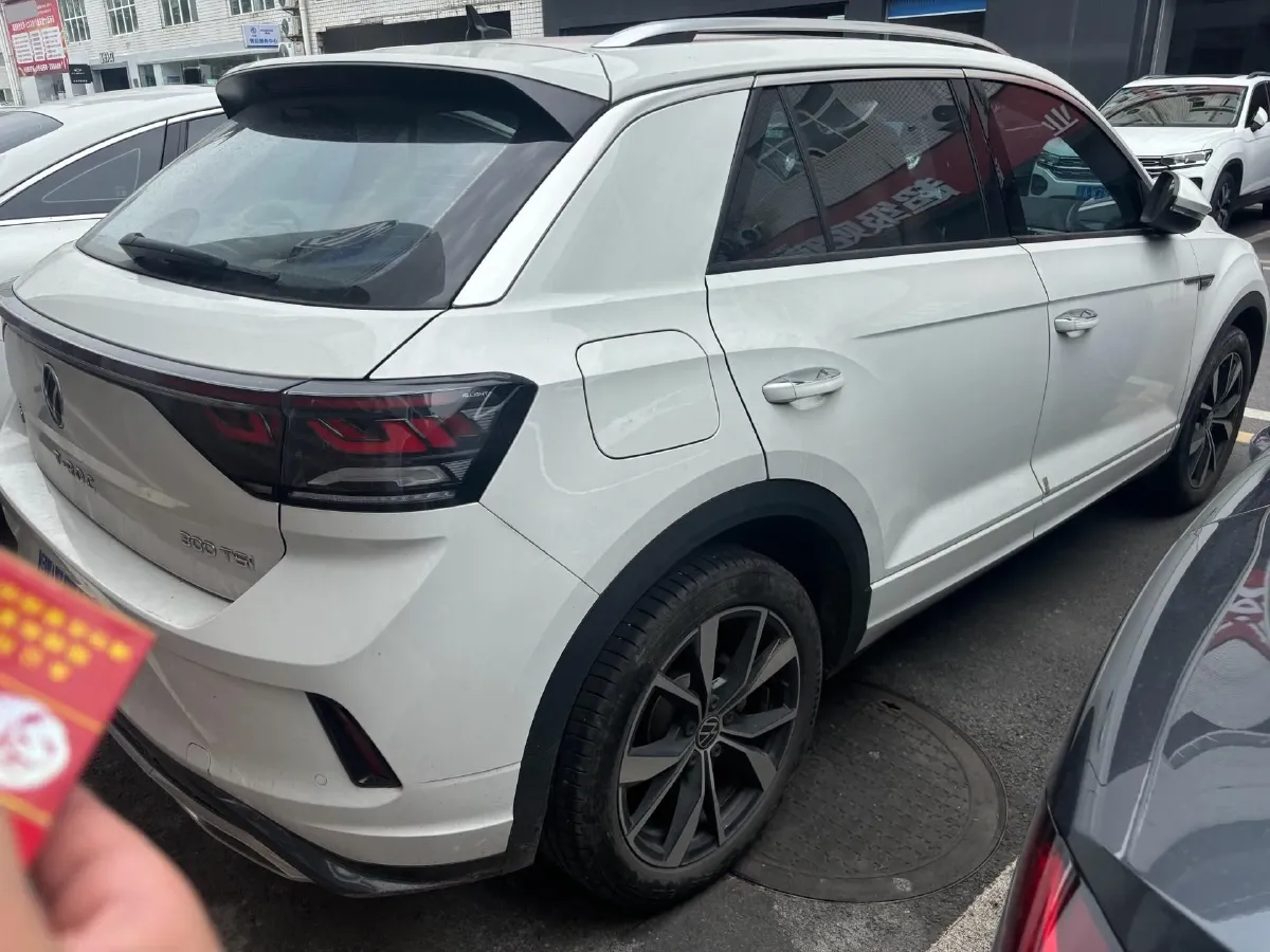 2023 Volkswagen T-Roc 1.5T 160HP L4 7DCT,autocango,china used car exporter,china ev exporter,chinese used car exporter,chinese used ev exporter