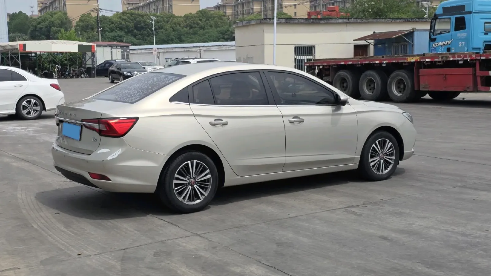 2019 Roewe i5 1.5L 120HP L4 CVT,autocango,china used car exporter,china ev exporter,chinese used car exporter,chinese used ev exporter