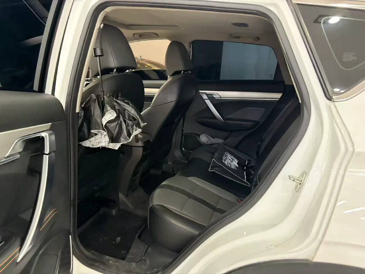 2023 Geely Coolray 1.5T 181HP L4 7DCT,autocango,china used car exporter,china ev exporter,chinese used car exporter,chinese used ev exporter