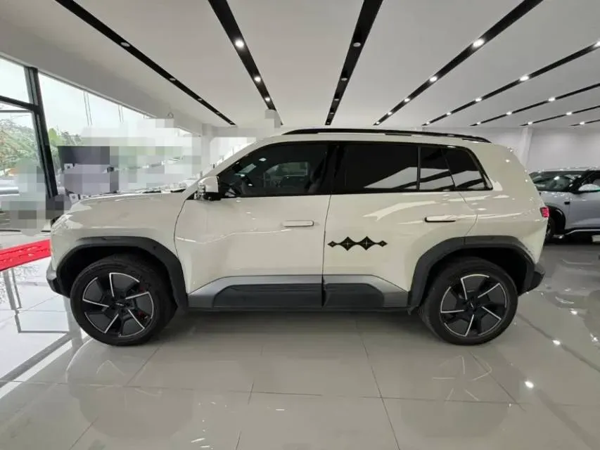 2025 FangChengBao Tai 3 BEV,autocango,china used car exporter,china ev exporter,chinese used car exporter,chinese used ev exporter