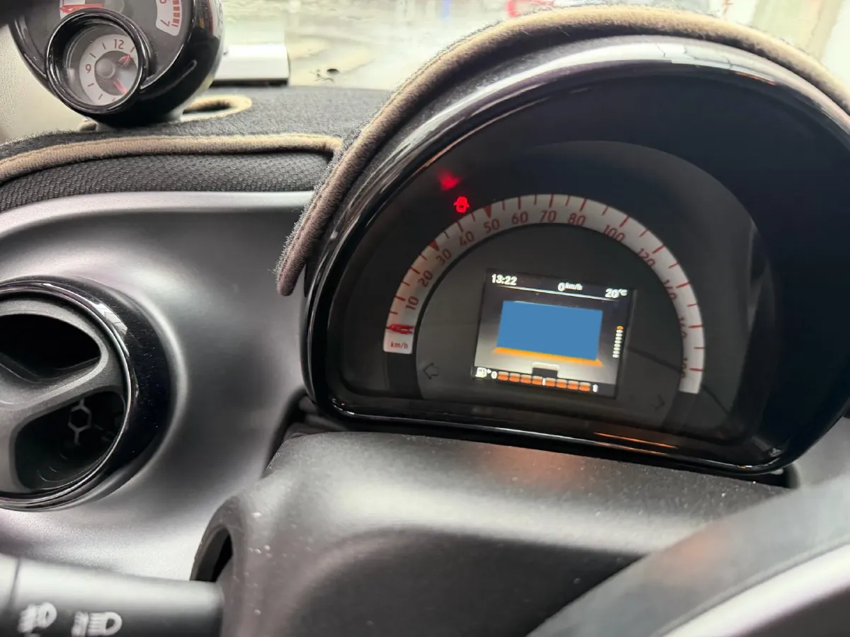 2016 Smart smart forfour 0.9T 90HP L3 6DCT,autocango,china used car exporter,china ev exporter,chinese used car exporter,chinese used ev exporter