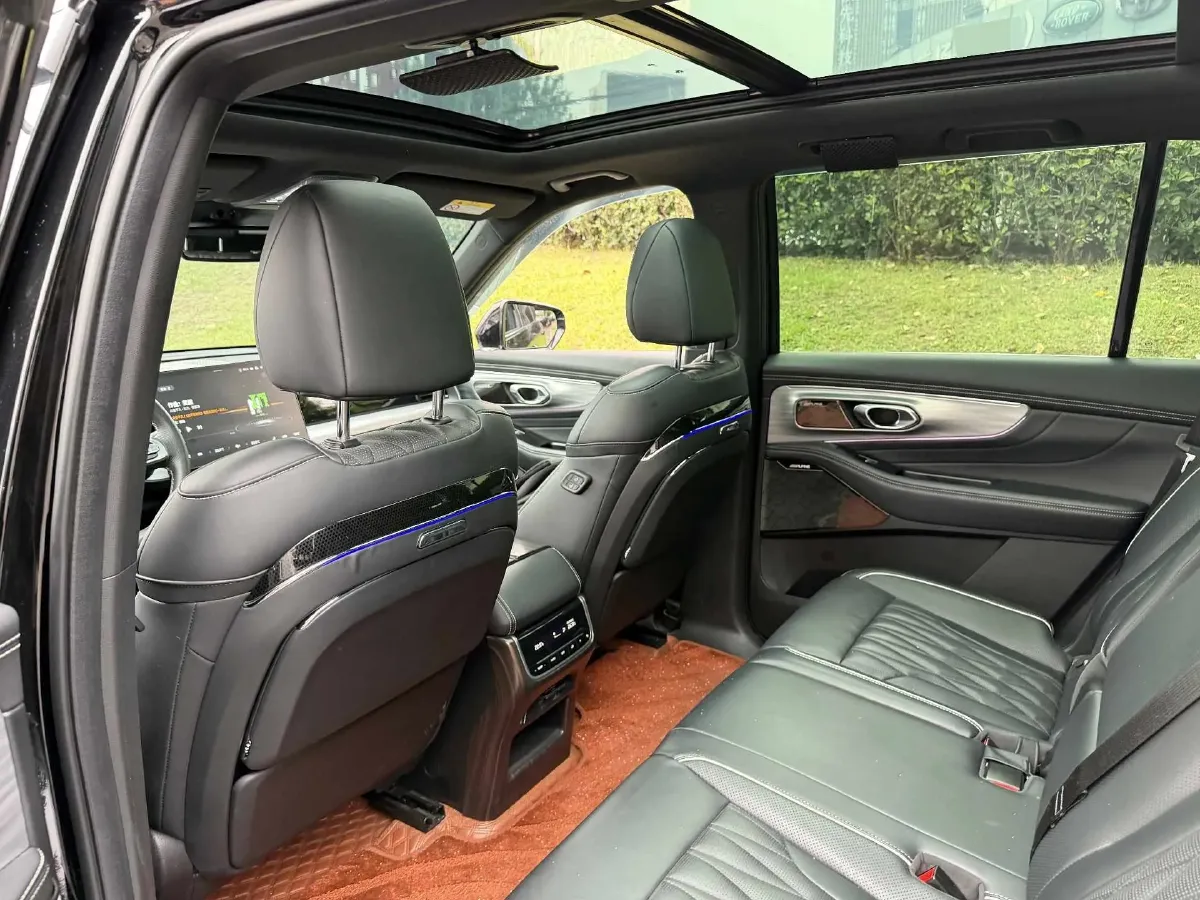2022 GAC Trumpchi GS8 2.0T 252HP L4 8AT,autocango,china used car exporter,china ev exporter,chinese used car exporter,chinese used ev exporter