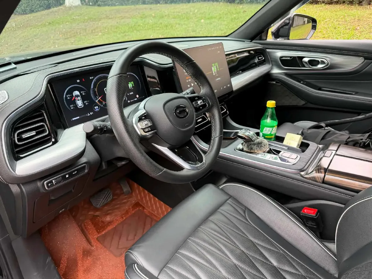 2022 GAC Trumpchi GS8 2.0T 252HP L4 8AT,autocango,china used car exporter,china ev exporter,chinese used car exporter,chinese used ev exporter