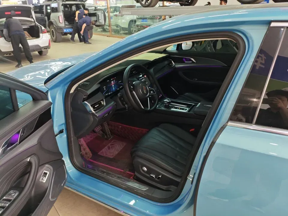 2023 HongQi H5 2.0T 224HP L4 8AT,autocango,china used car exporter,china ev exporter,chinese used car exporter,chinese used ev exporter