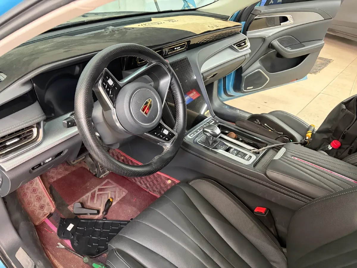 2023 HongQi H5 2.0T 224HP L4 8AT,autocango,china used car exporter,china ev exporter,chinese used car exporter,chinese used ev exporter