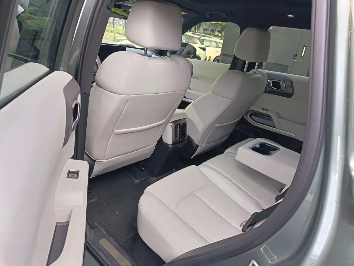 2025 FangChengBao Tai 3 BEV,autocango,china used car exporter,china ev exporter,chinese used car exporter,chinese used ev exporter
