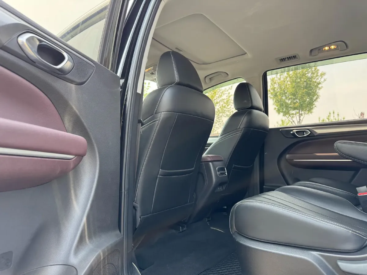 2021 GAC Trumpchi M6 1.5T 169HP L4 7DCT,autocango,china used car exporter,china ev exporter,chinese used car exporter,chinese used ev exporter