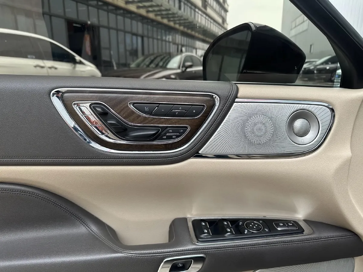 2018 Lincoln Continental 3.0T 378HP V6 6AT,autocango,china used car exporter,china ev exporter,chinese used car exporter,chinese used ev exporter