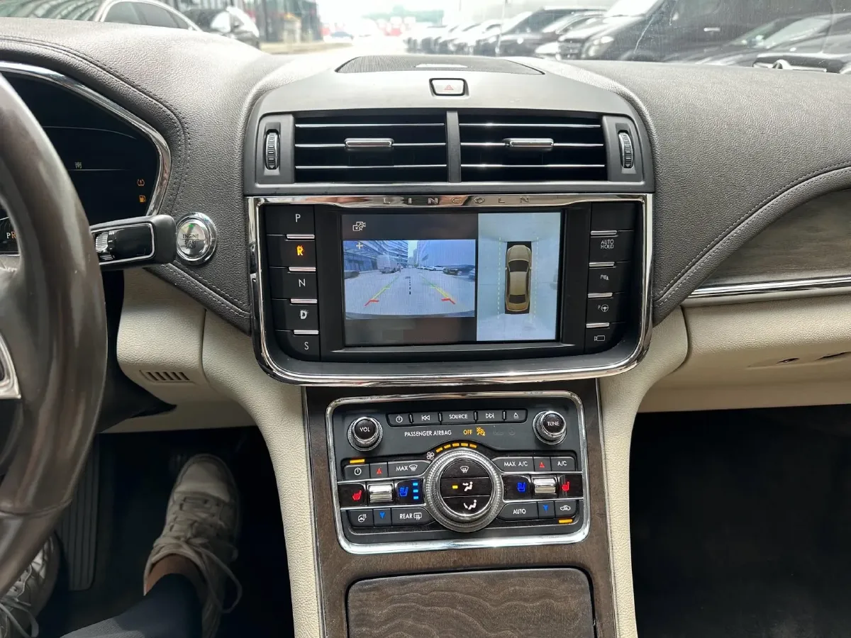 2018 Lincoln Continental 3.0T 378HP V6 6AT,autocango,china used car exporter,china ev exporter,chinese used car exporter,chinese used ev exporter