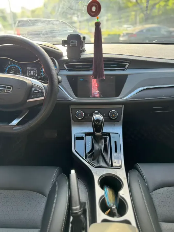 2020 Geely Emgrand 1.5L 109HP L4 CVT,autocango,china used car exporter,china ev exporter,chinese used car exporter,chinese used ev exporter