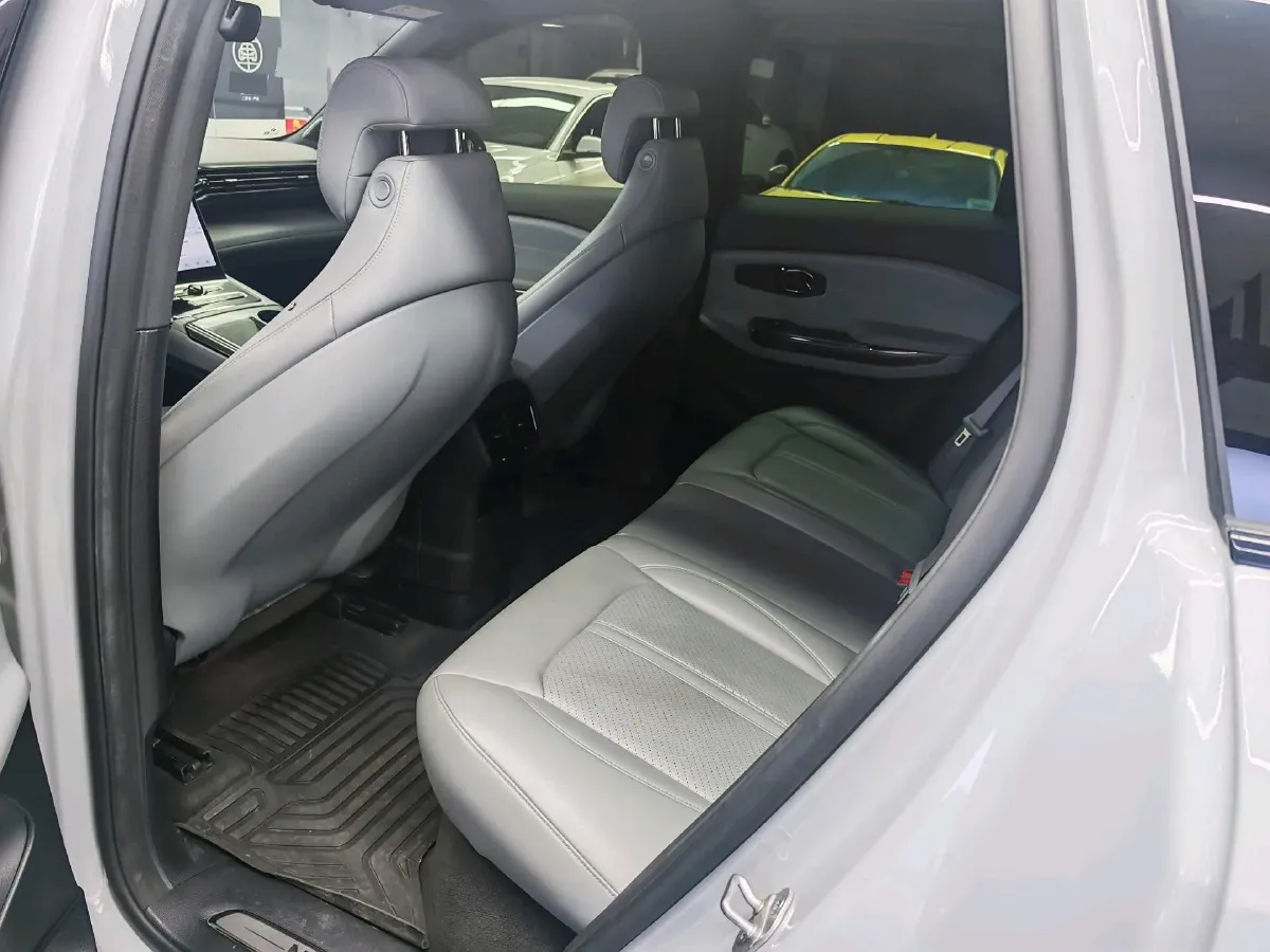 2020 Lexus NX 2.5L 155HP L4 E-CVT Hybrid,autocango,china used car exporter,china ev exporter,chinese used car exporter,chinese used ev exporter