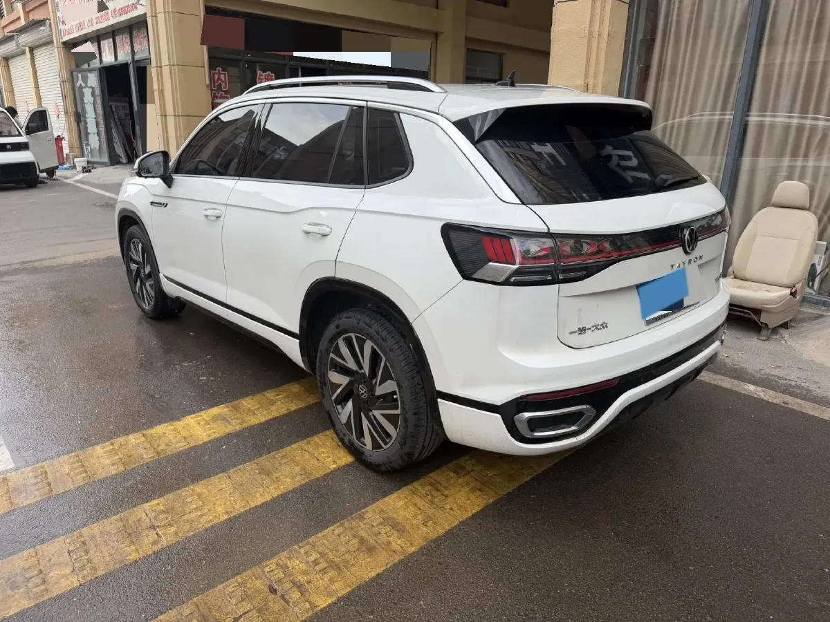 2023 Volkswagen Tayron 2.0T 186HP L4 7DCT,autocango,china used car exporter,china ev exporter,chinese used car exporter,chinese used ev exporter