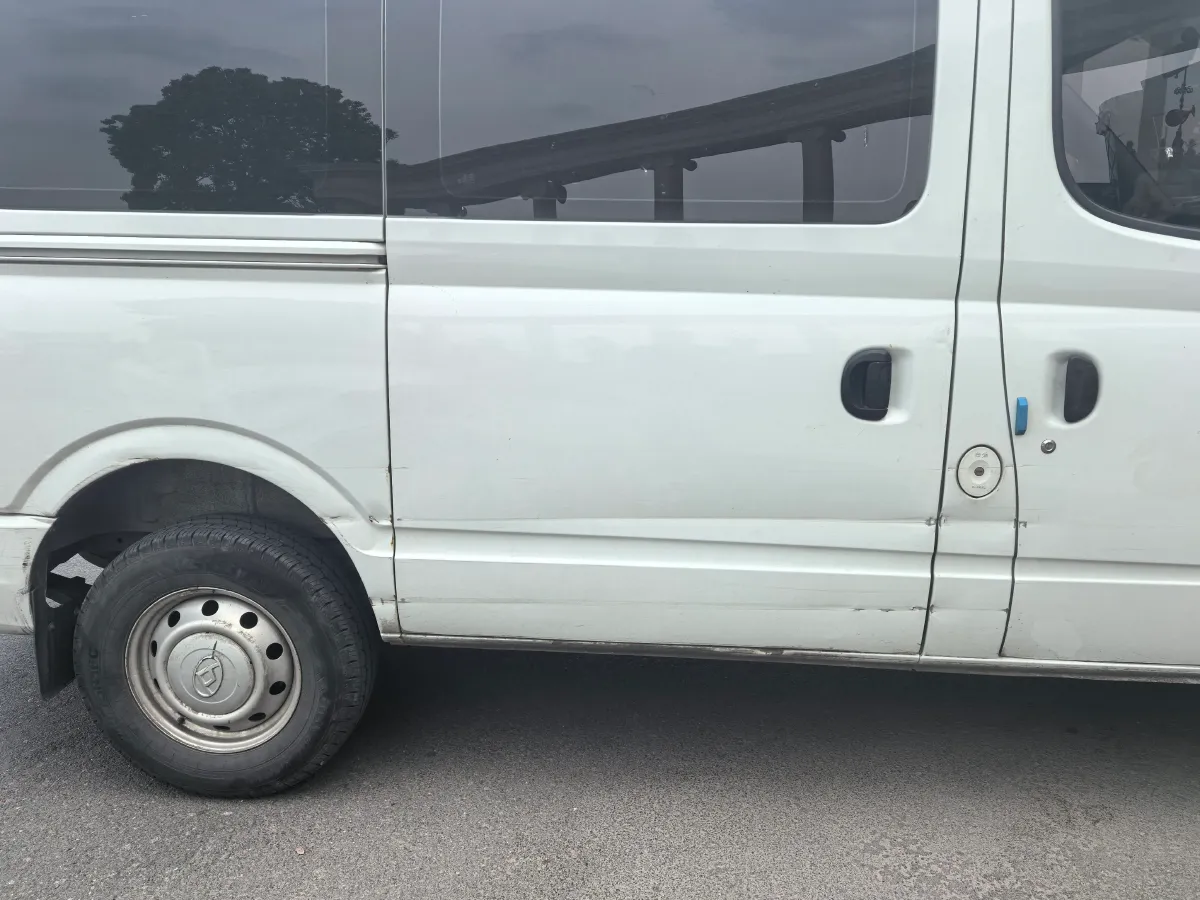 2020 MAXUS XinTu V80 2.5T 136HP L4 6MT,autocango,china used car exporter,china ev exporter,chinese used car exporter,chinese used ev exporter