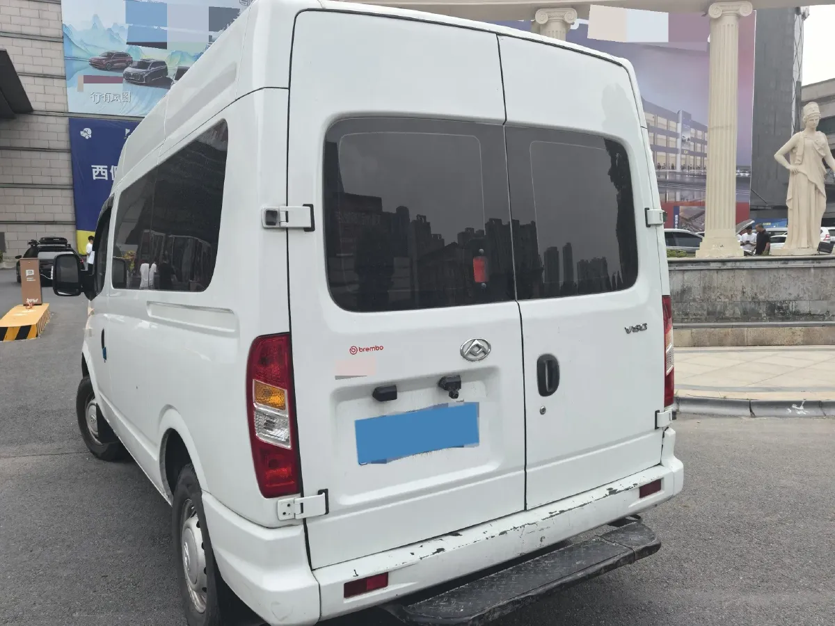 2020 MAXUS XinTu V80 2.5T 136HP L4 6MT,autocango,china used car exporter,china ev exporter,chinese used car exporter,chinese used ev exporter