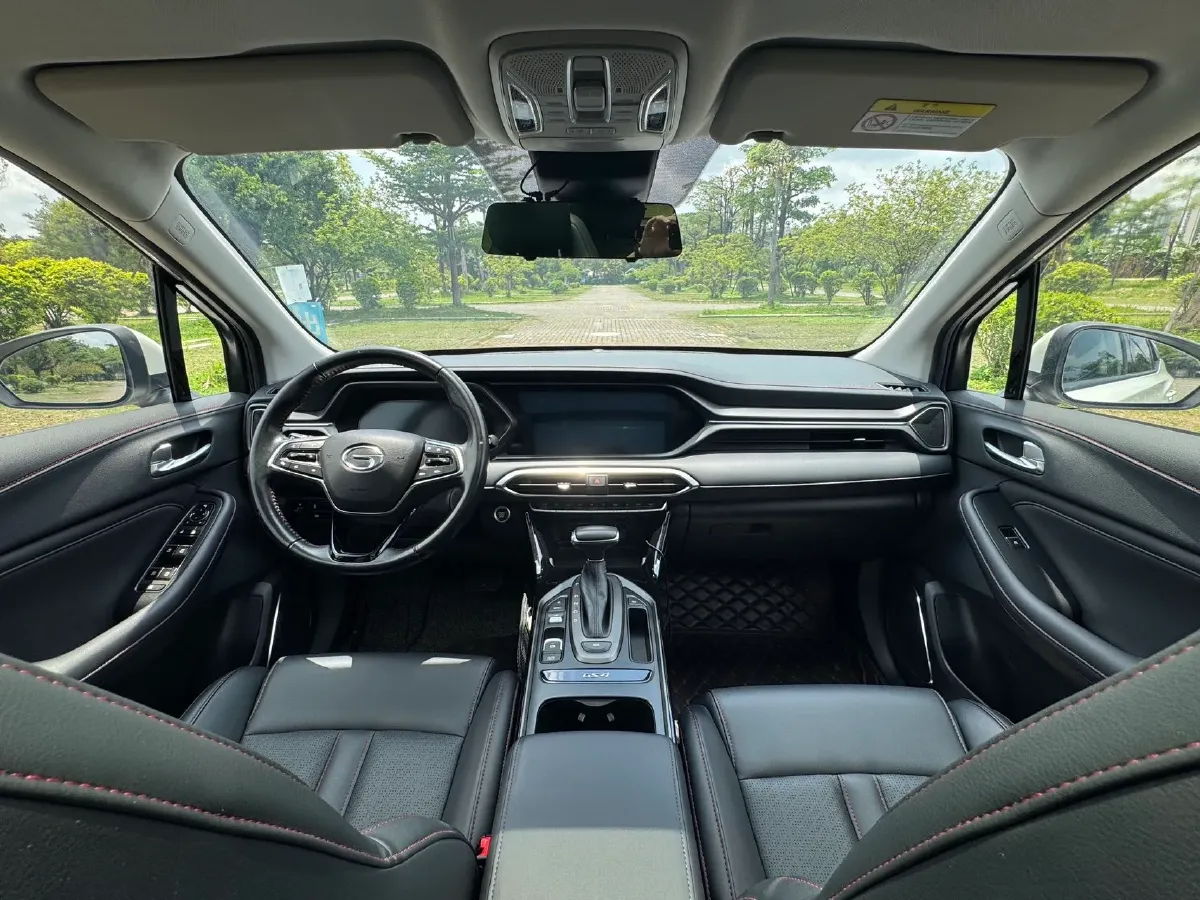2021 GAC Trumpchi GS4 1.5T 169HP L4 6AT,autocango,china used car exporter,china ev exporter,chinese used car exporter,chinese used ev exporter