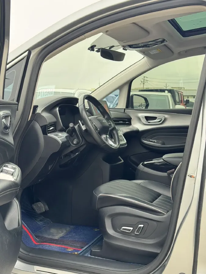 2022 Roewe iMAX8 2.0T 234HP L4 8AT,autocango,china used car exporter,china ev exporter,chinese used car exporter,chinese used ev exporter