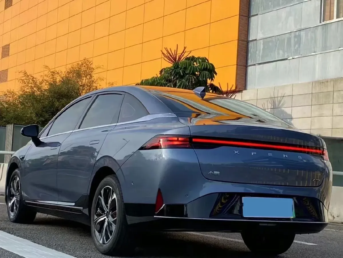 2022 Chevrolet Menlo BEV 61.1KWH,autocango,china used car exporter,china ev exporter,chinese used car exporter,chinese used ev exporter