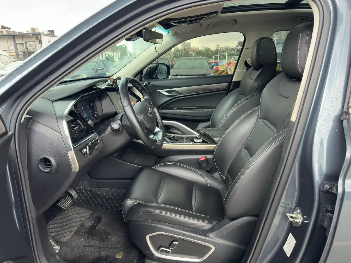 2019 Geely Tugella 2.0T 238HP L4 8AT,autocango,china used car exporter,china ev exporter,chinese used car exporter,chinese used ev exporter