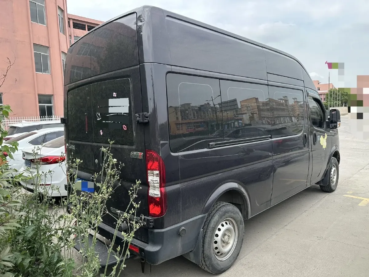 2023 Dongfeng RuiQi 7 2.0T 228HP L4 6MT,autocango,china used car exporter,china ev exporter,chinese used car exporter,chinese used ev exporter