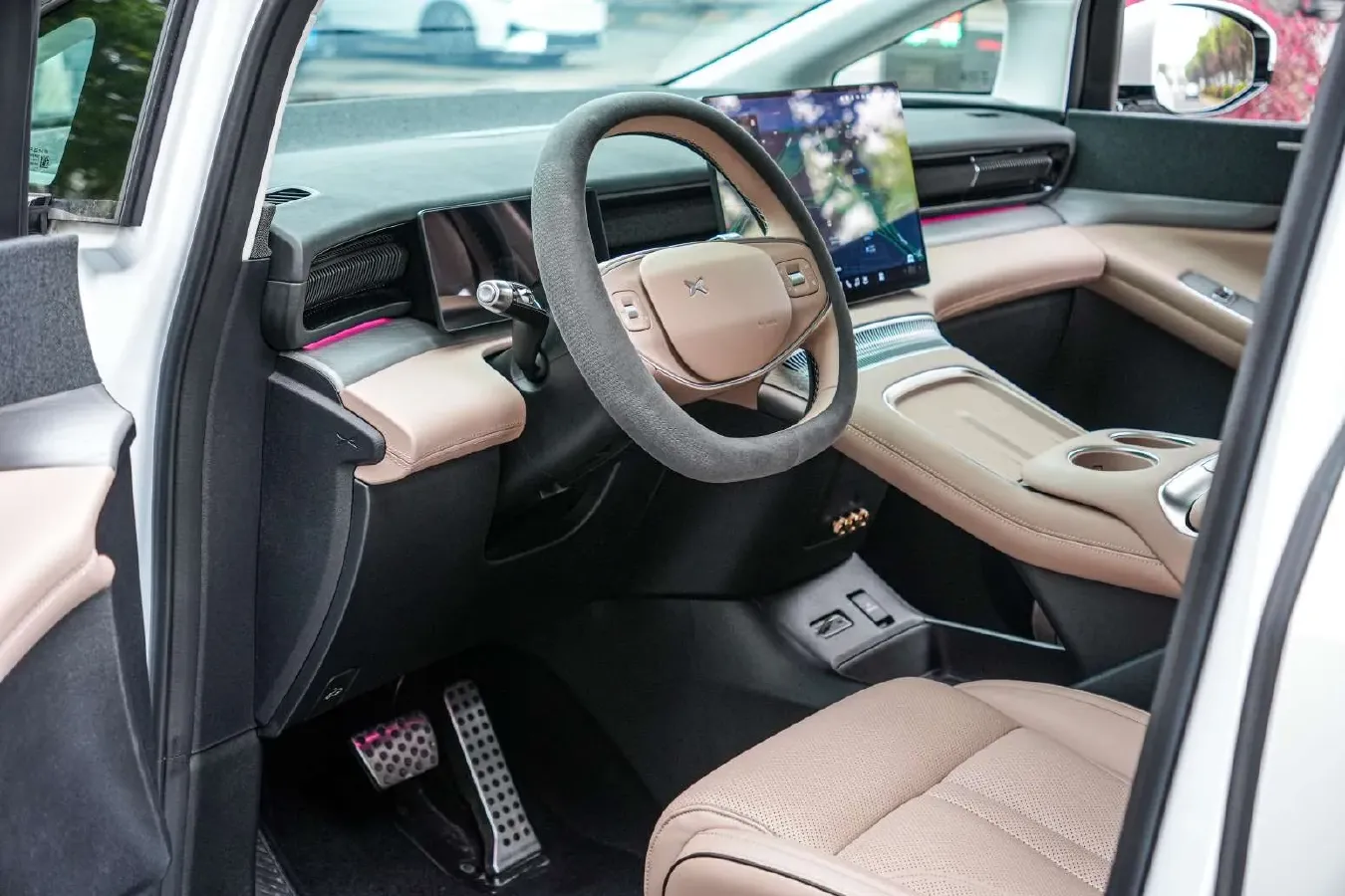 2024 Xpeng X9 BEV 101.5KWH,autocango,china used car exporter,china ev exporter,chinese used car exporter,chinese used ev exporter