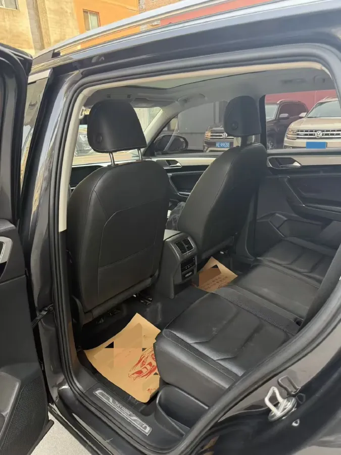 2020 Volkswagen Tayron 2.0T 186HP L4 7DCT,autocango,china used car exporter,china ev exporter,chinese used car exporter,chinese used ev exporter
