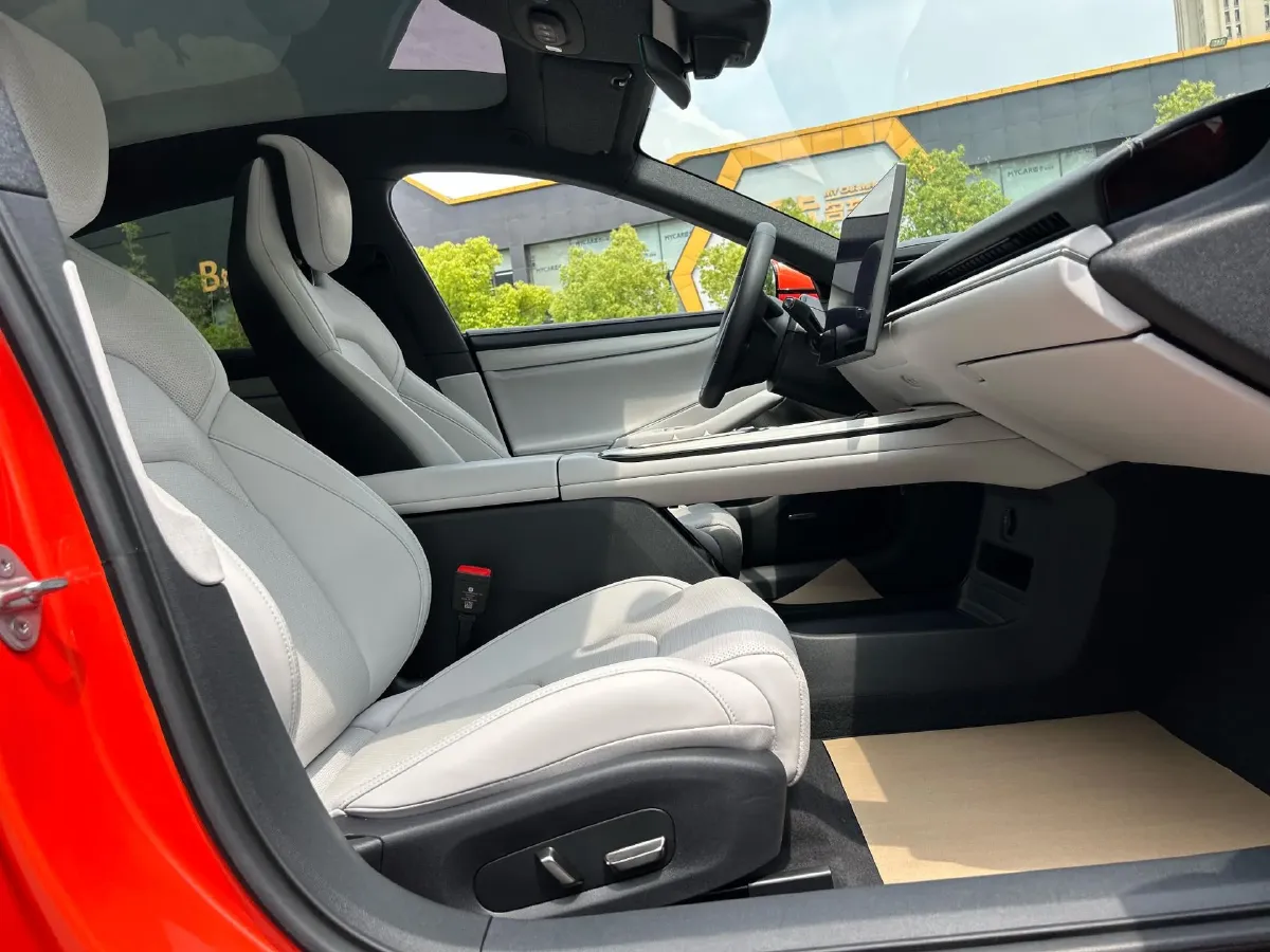 2024 MI SU7 BEV 73.6KWH,autocango,china used car exporter,china ev exporter,chinese used car exporter,chinese used ev exporter