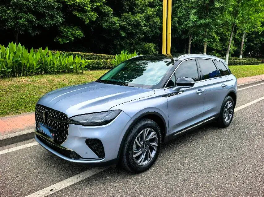 2023 Lincoln Corsair 2.0T 261HP L4 8AT,autocango,china used car exporter,china ev exporter,chinese used car exporter,chinese used ev exporter