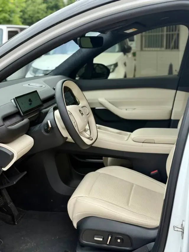 2023 NIO ES6 BEV 75KWH,autocango,china used car exporter,china ev exporter,chinese used car exporter,chinese used ev exporter