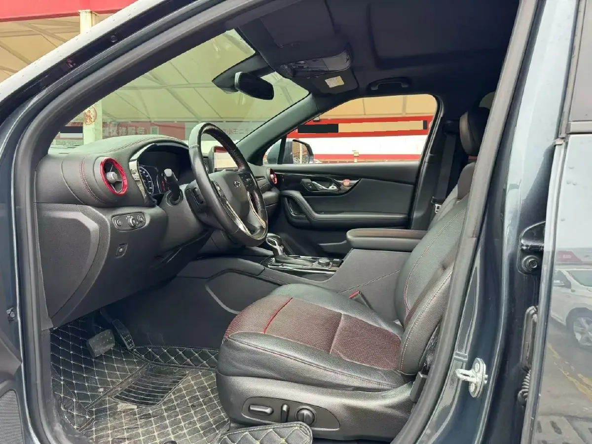 2021 Buick GL8 2.0T 237HP L4 9AT,autocango,china used car exporter,china ev exporter,chinese used car exporter,chinese used ev exporter