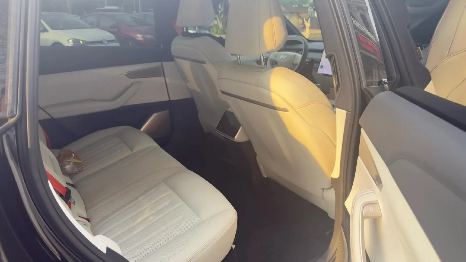 2024 ONVO L60 BEV 60KWH,autocango,china used car exporter,china ev exporter,chinese used car exporter,chinese used ev exporter