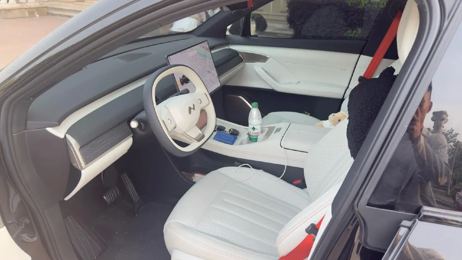 2024 ONVO L60 BEV 60KWH,autocango,china used car exporter,china ev exporter,chinese used car exporter,chinese used ev exporter