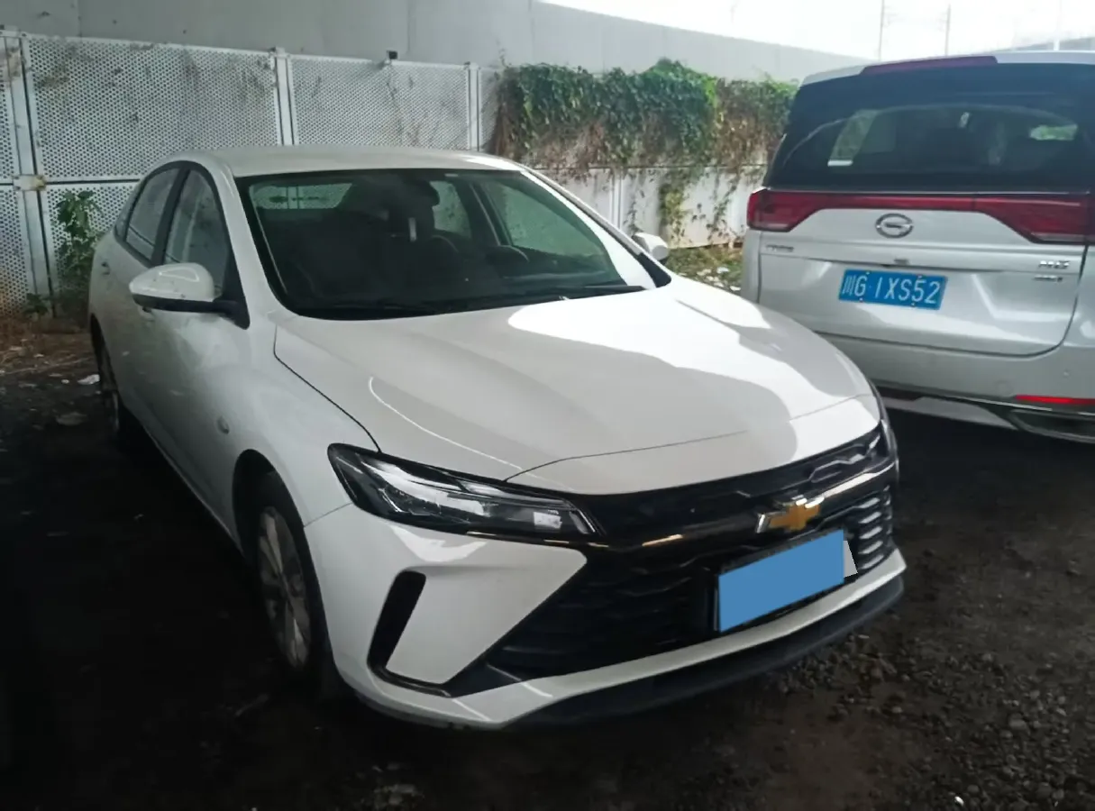 2023 Chevrolet Monza 1.5L 113HP L4 6DCT,autocango,china used car exporter,china ev exporter,chinese used car exporter,chinese used ev exporter