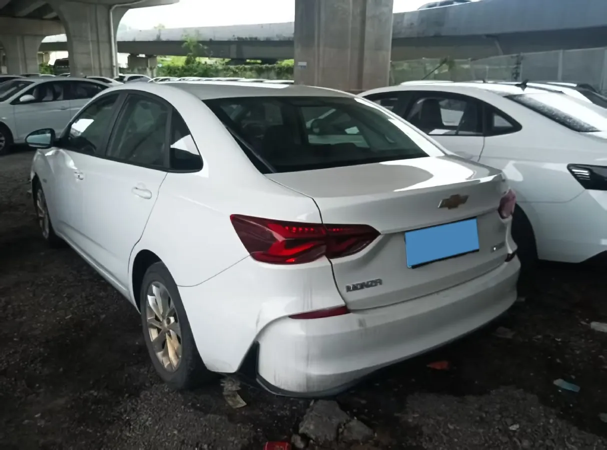2023 Chevrolet Monza 1.5L 113HP L4 6DCT,autocango,china used car exporter,china ev exporter,chinese used car exporter,chinese used ev exporter
