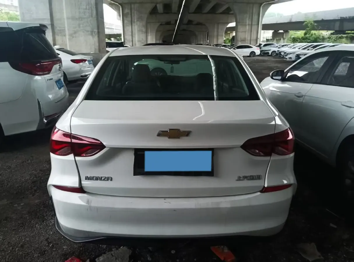 2023 Chevrolet Monza 1.5L 113HP L4 6DCT,autocango,china used car exporter,china ev exporter,chinese used car exporter,chinese used ev exporter