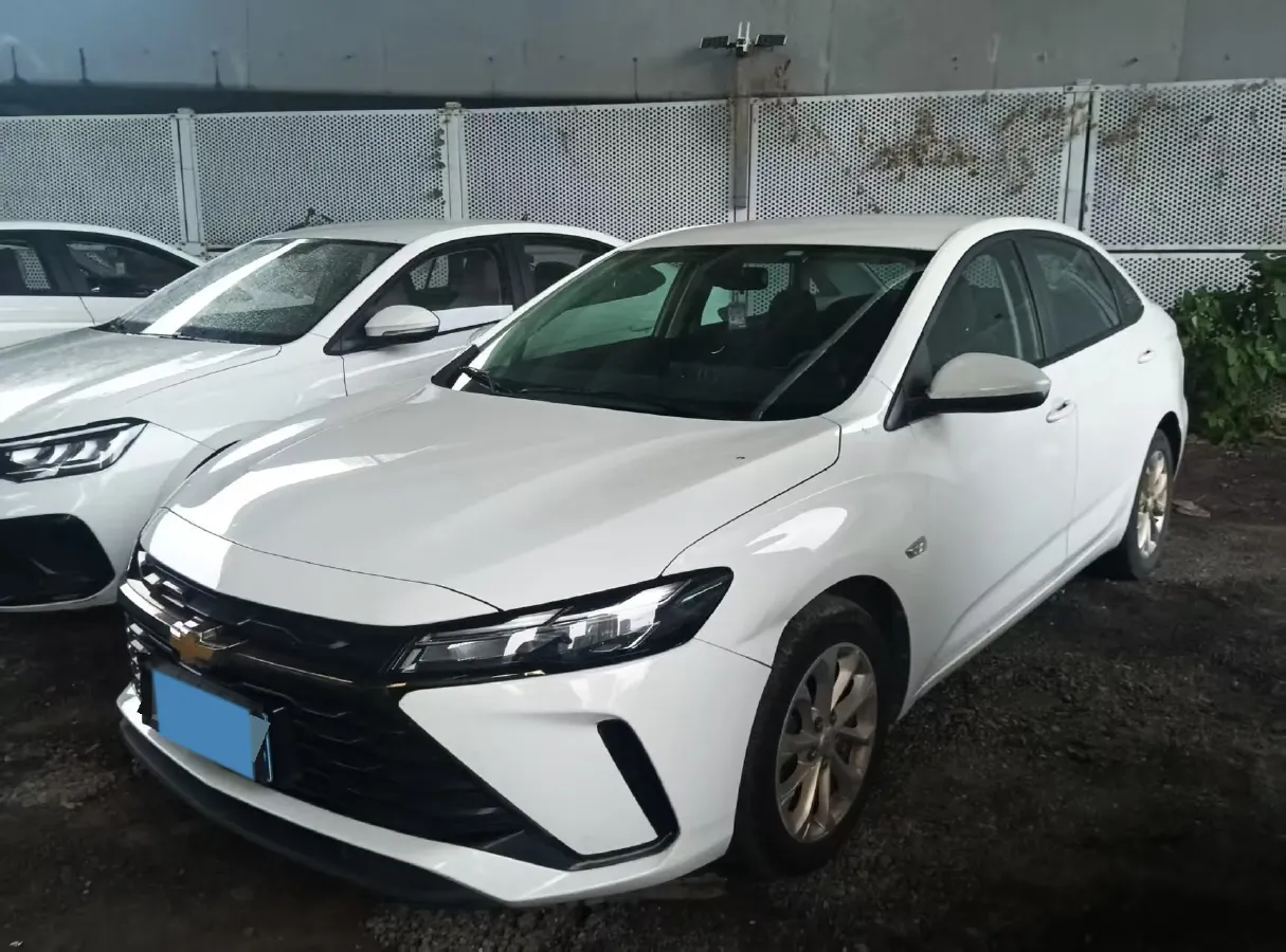 2023 Chevrolet Monza 1.5L 113HP L4 6DCT,autocango,china used car exporter,china ev exporter,chinese used car exporter,chinese used ev exporter