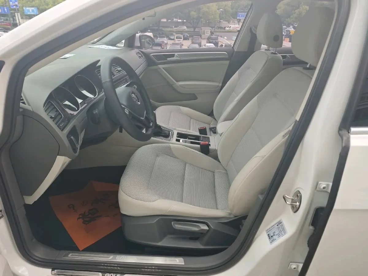 2018 Volkswagen Golf 1.4T 131HP L4 7DCT,autocango,china used car exporter,china ev exporter,chinese used car exporter,chinese used ev exporter