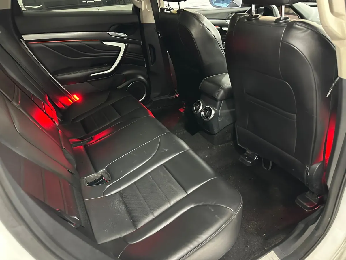 2017 WEY VV7 2.0T 234HP L4 7DCT,autocango,china used car exporter,china ev exporter,chinese used car exporter,chinese used ev exporter