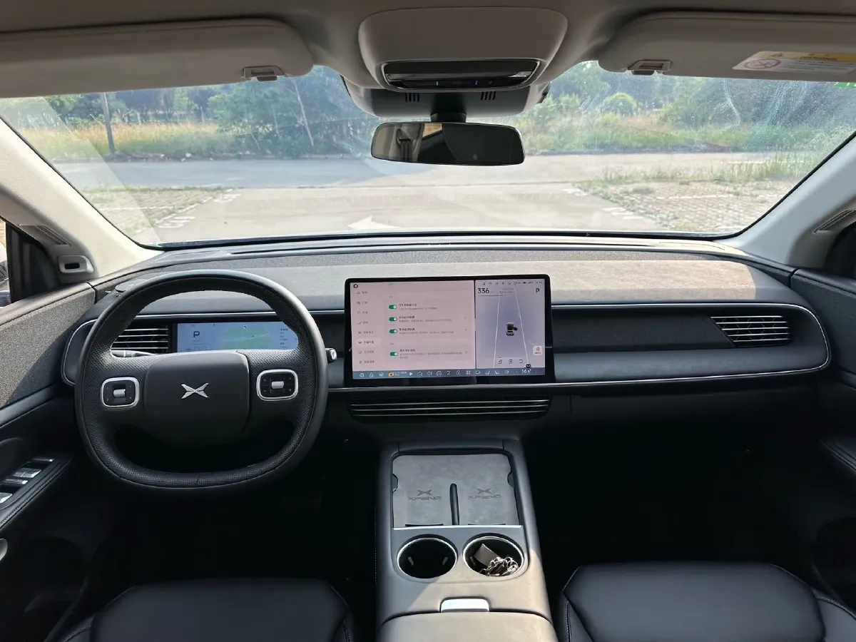 2024 Xpeng G6 BEV 66KWH,autocango,china used car exporter,china ev exporter,chinese used car exporter,chinese used ev exporter