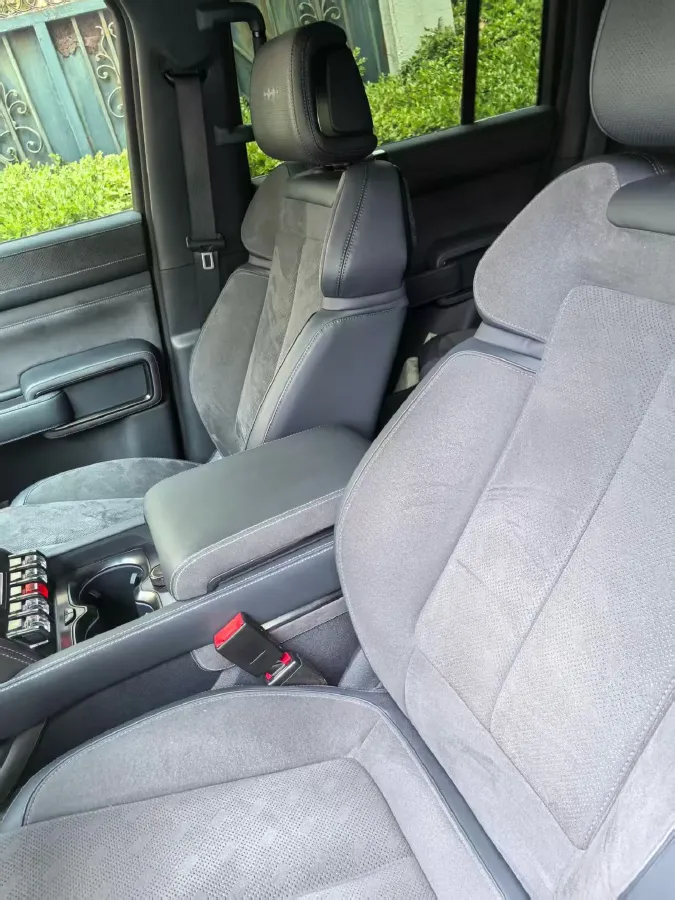 2023 FangChengBao Bao 5 1.5T 194HP L4 E-CVT PHEV 31.8KWH,autocango,china used car exporter,china ev exporter,chinese used car exporter,chinese used ev exporter